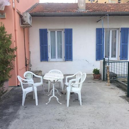 Villa Calme Et Tranquillite Et Un Soupir à Menton Extérieur photo